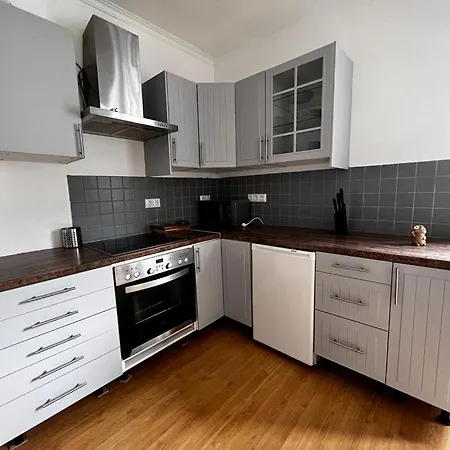 Sarah's Zugspitz Апартаменти *